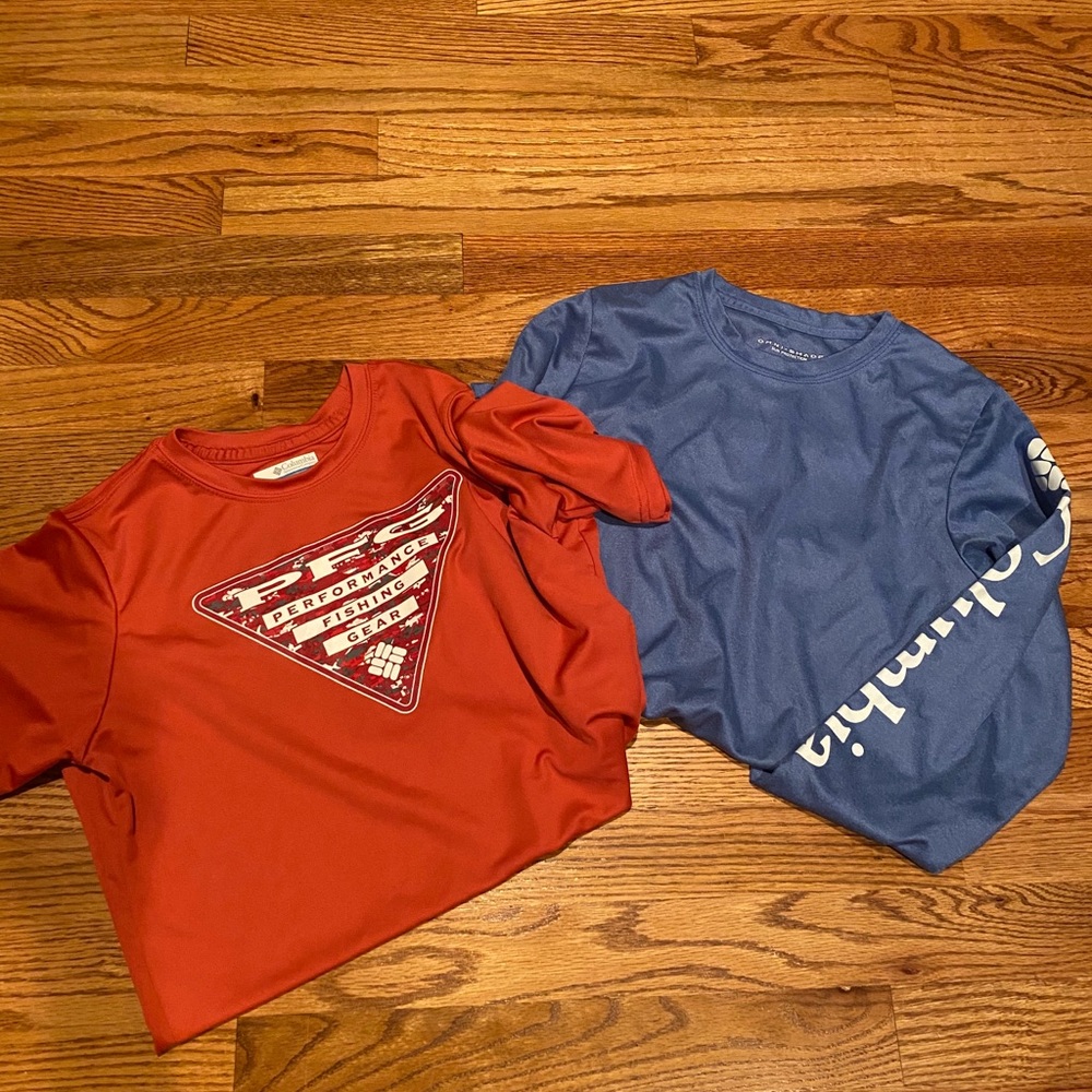 EUC dirt fit Columbia shirts